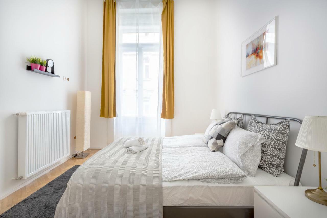 Exclusive Downtown Bella Home Budapest Bagian luar foto
