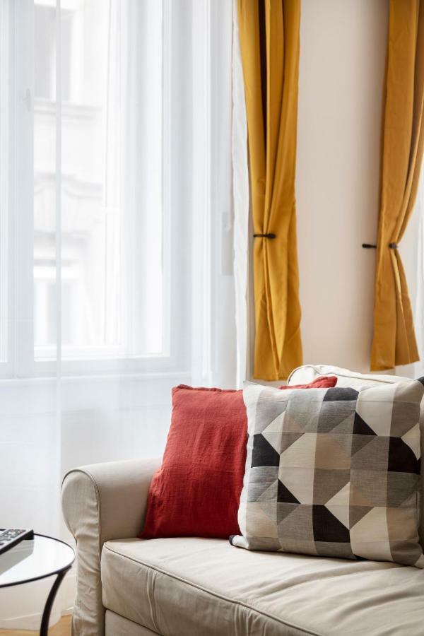 Exclusive Downtown Bella Home Budapest Bagian luar foto
