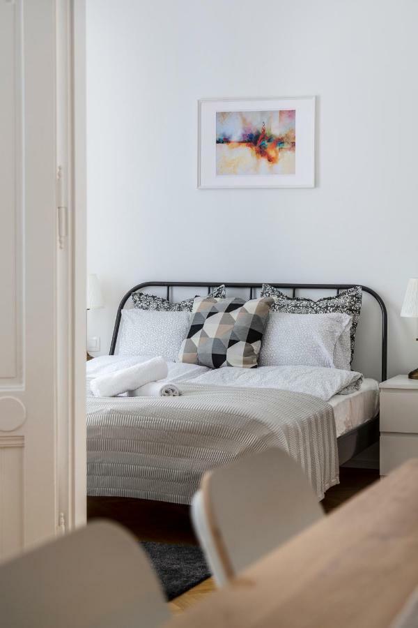 Exclusive Downtown Bella Home Budapest Bagian luar foto